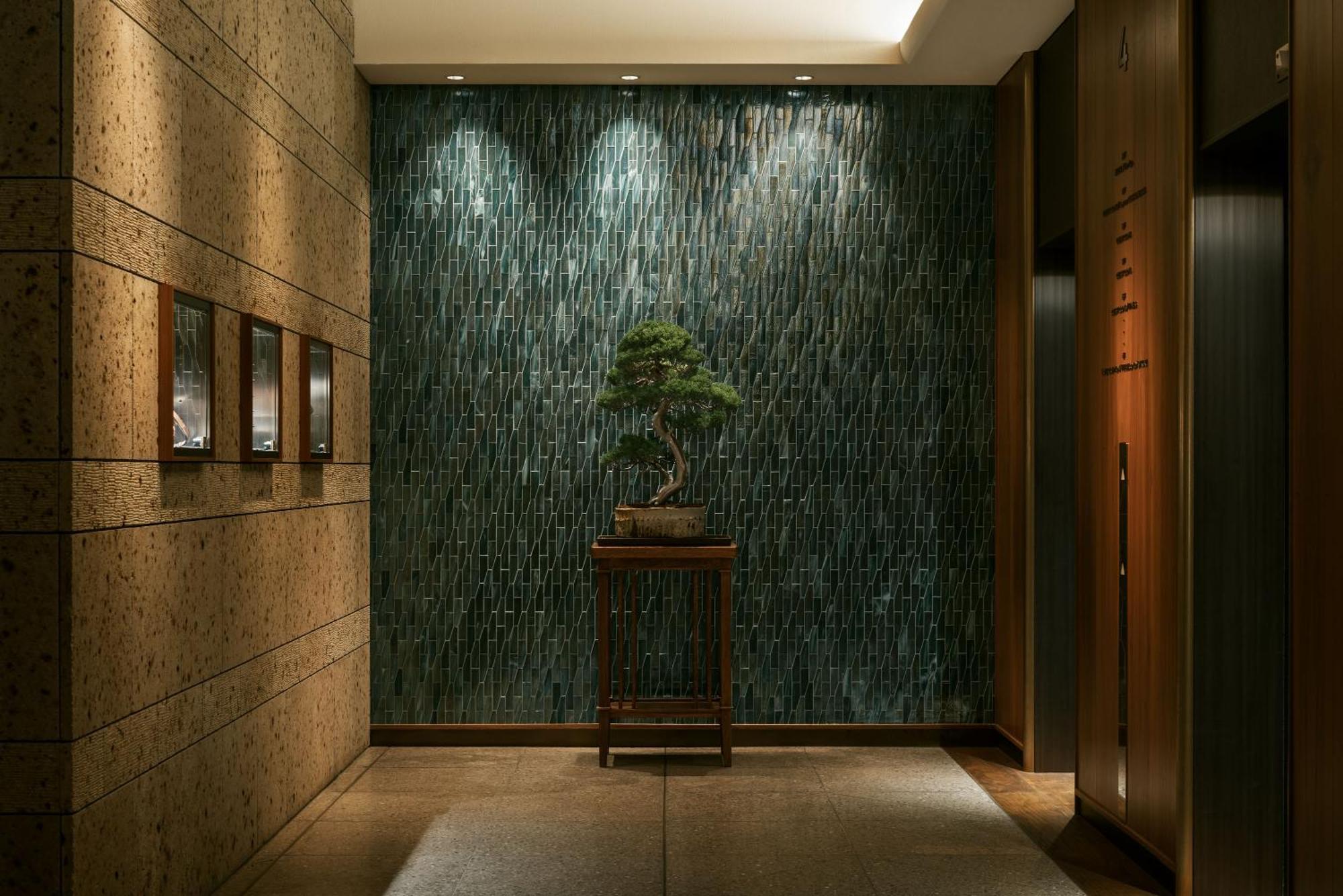 The Aoyama Grand Hotel — Photos 1